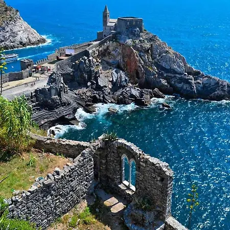 Acquamarina 4 Pax By Villasretreats Porto Venere